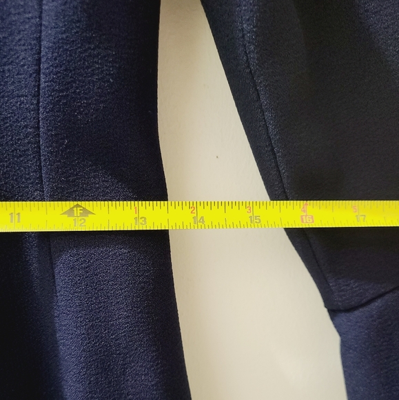 KARL LAGERFELD PARIS Navy Blue Scuba Crêpe Sheath Ruffle Sleeve Dress Sz S - Picture 13 of 16